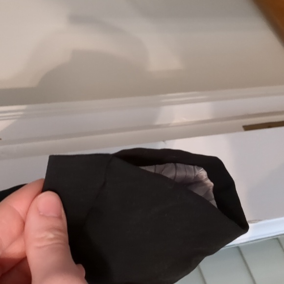 Black blazer - Picture 3 of 3